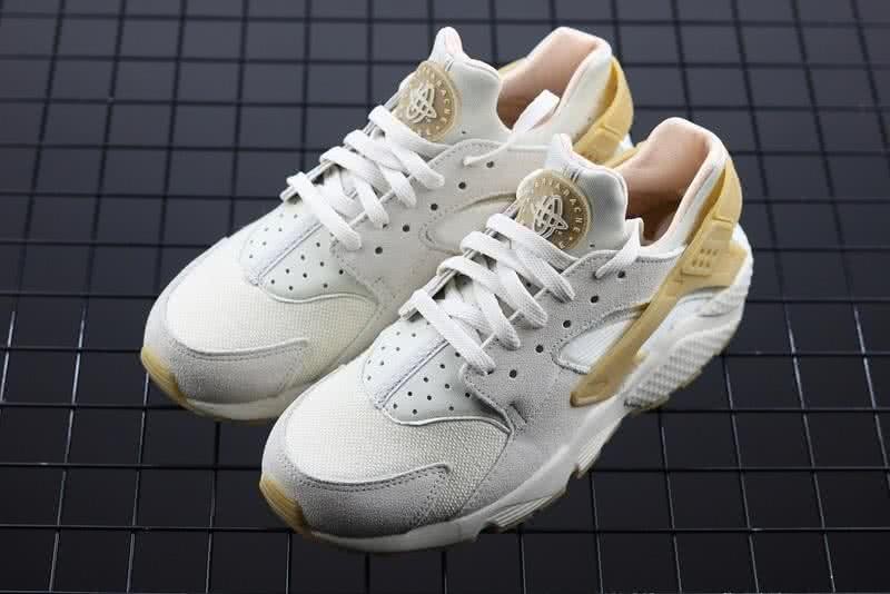 Nike Air Huarache Run SE Men White Shoes 1