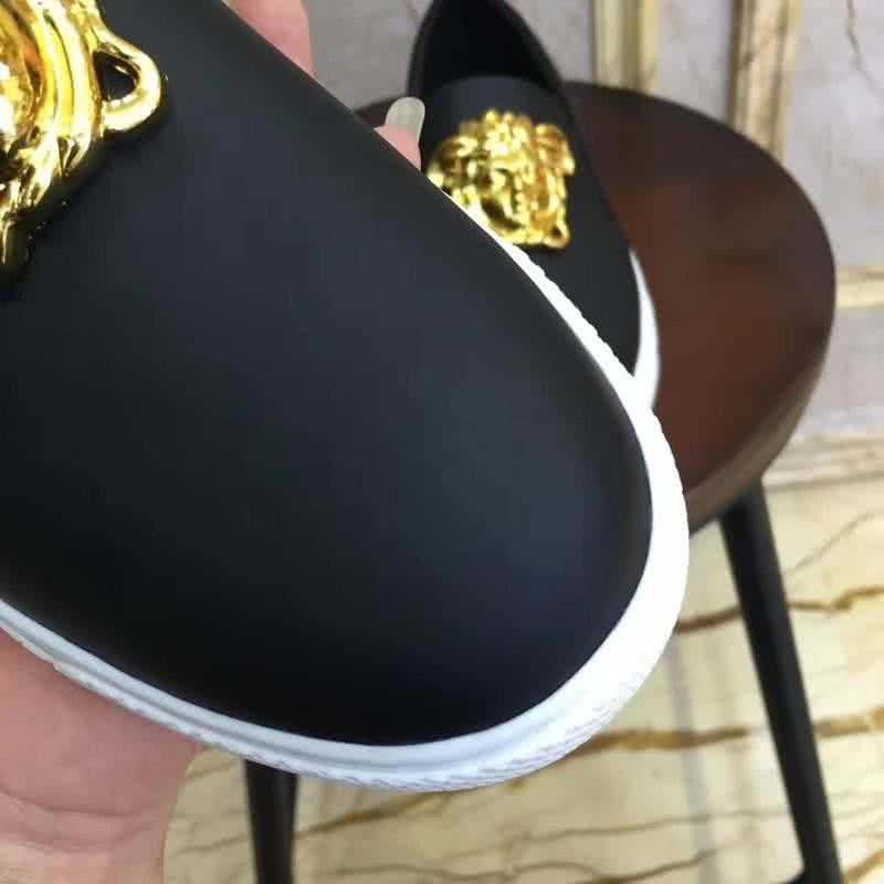 Versace New Loafers Cowhide Wear-resistant Gold Medusa Matte Black Men 2