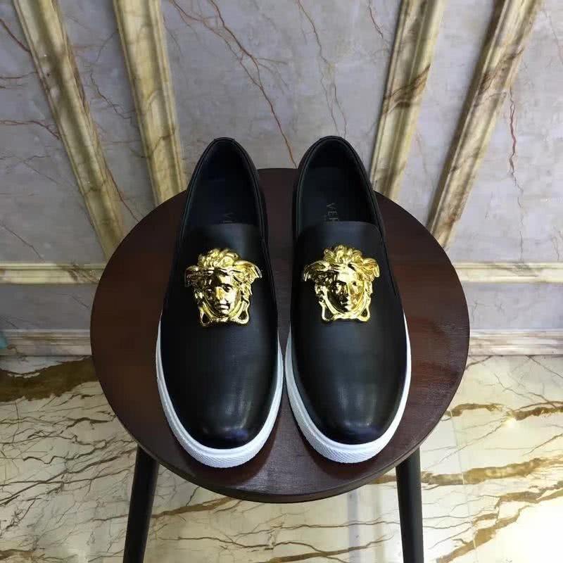 Versace Classic Style Loafers Cowhide And TPU Gold Medusa Black Men 2