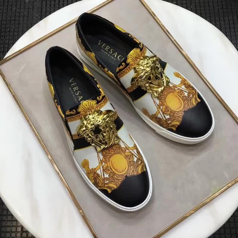 Versace Cowhide Loafers Top Quality Pattern Yellow And Black Men 1