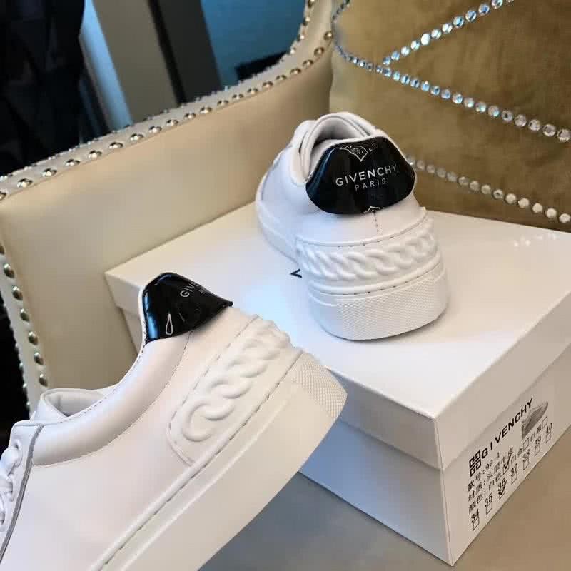 Givenchy Sneakers Black Shoe Tail White Men 7