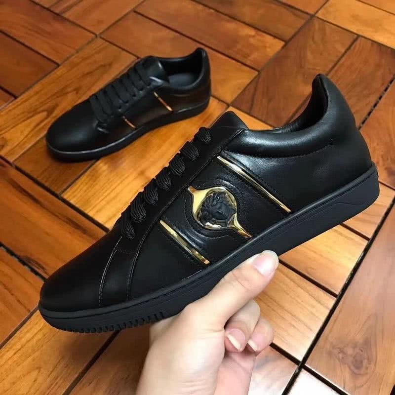 Versace Low-top Casual Shoes Cowhide Black And Gold Men 4