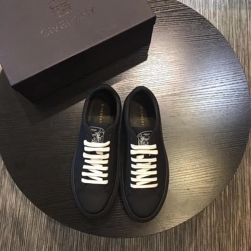 Givenchy Sneakers Black Upper And Sole White  Shoelaces Men 2