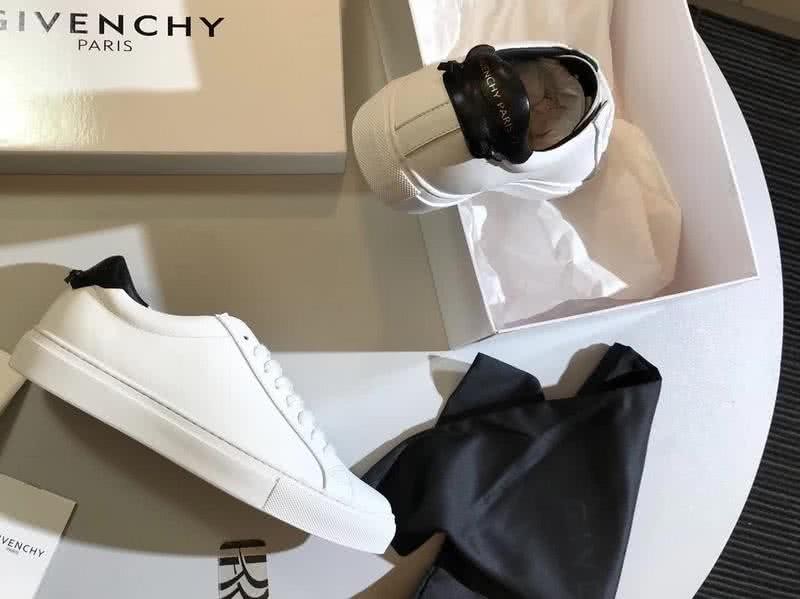 Givenchy Sneakers White Black Men 8