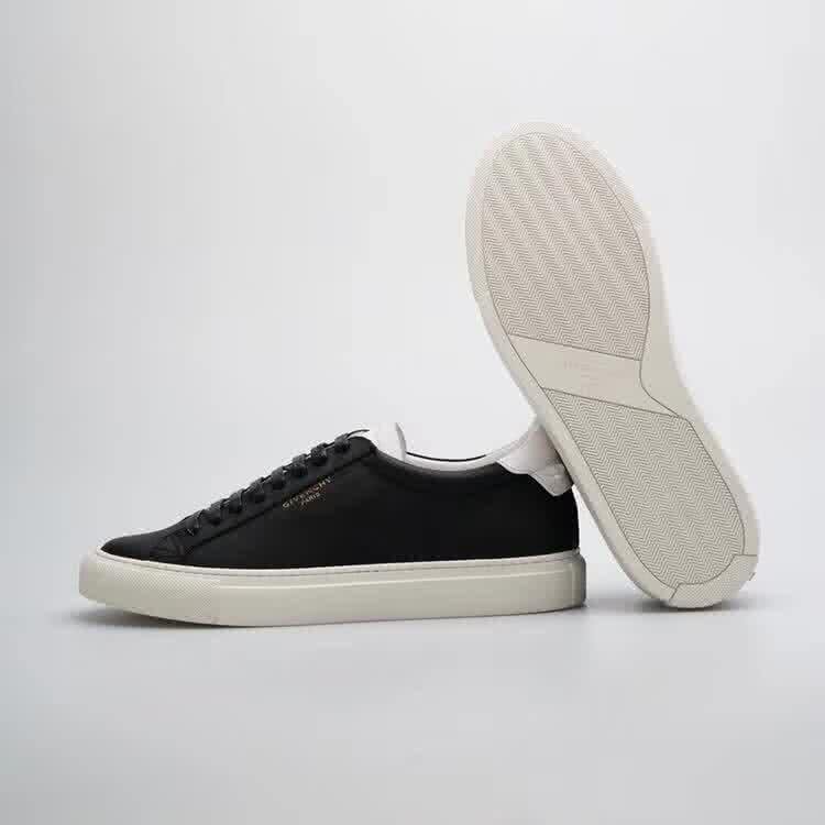 Givenchy Sneakers Lace-ups Black Upper White Sole Men 9
