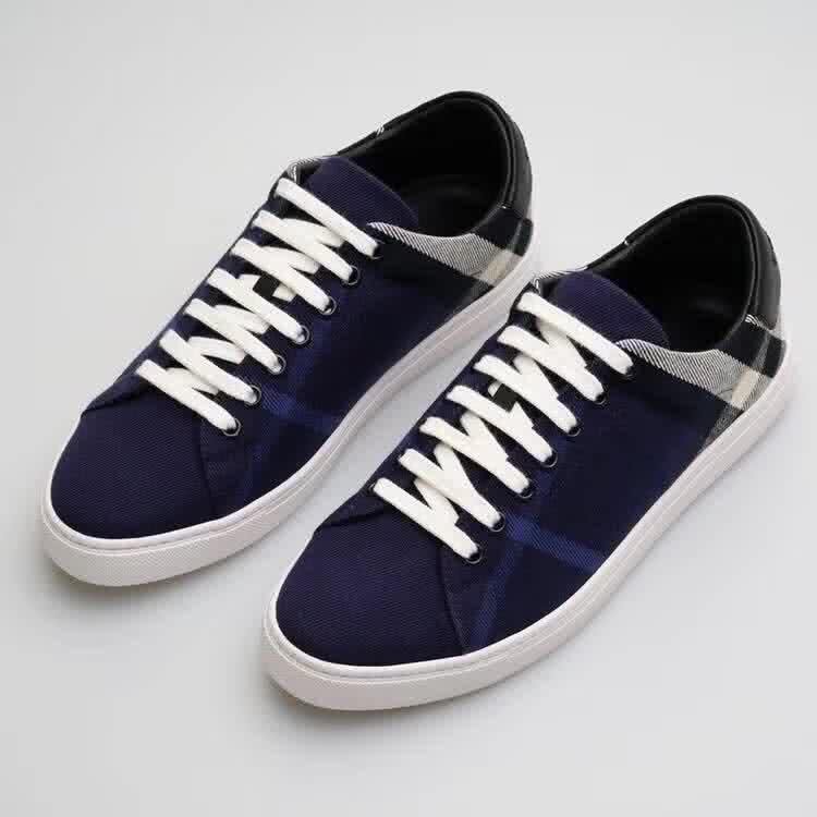Burberry Fashion Comfortable Shoes Cowhide White And Blue Men 1