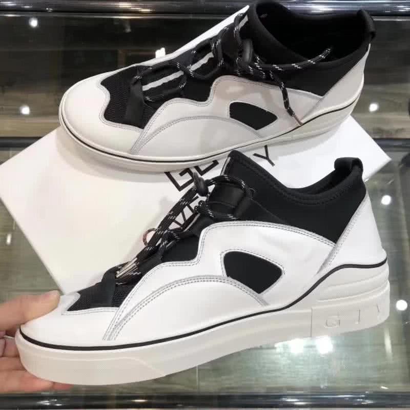 Givenchy Sneakers White And Black Upper Men 6