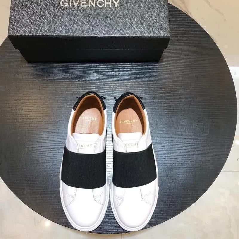 Givenchy Sneakers White Black Men 2