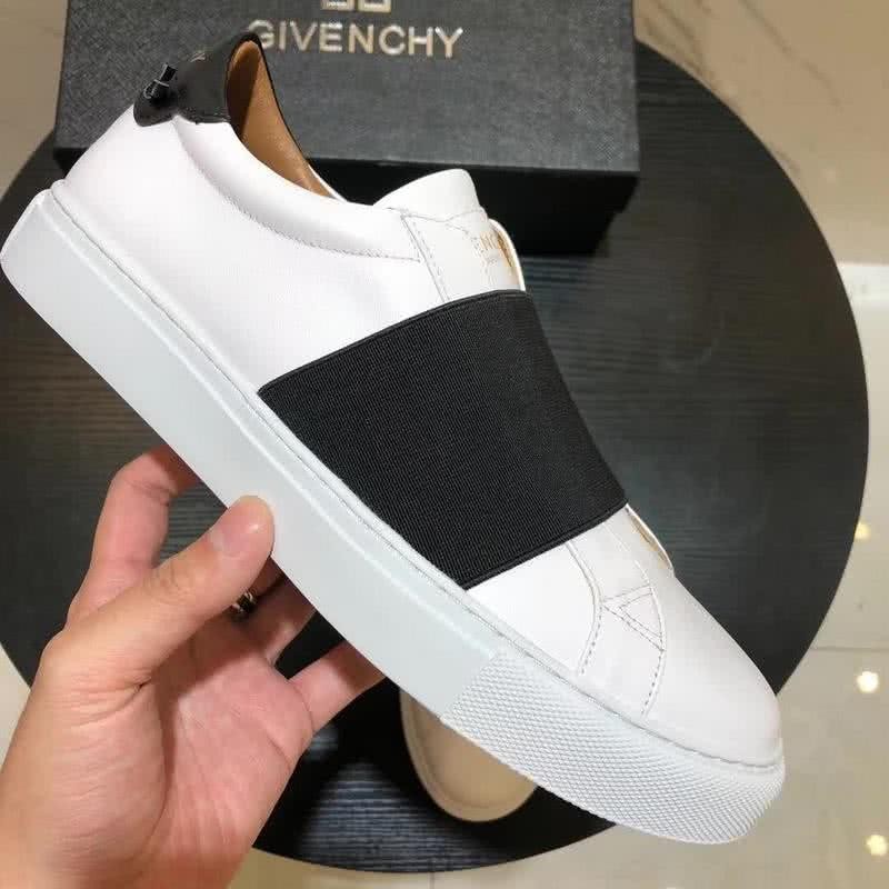 Givenchy Sneakers White Black Men 4
