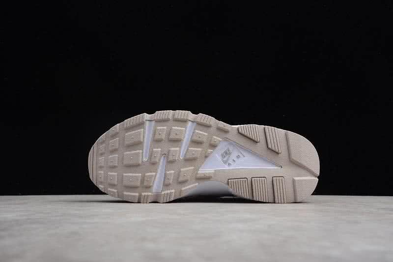 Nike Air Huarache Women White Shoes 7