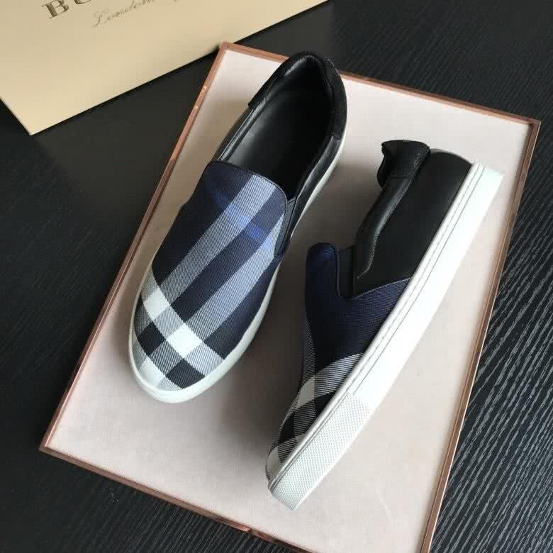 Burberry Fashion Comfortable Sneakers Cowhide Blue And White Men 2