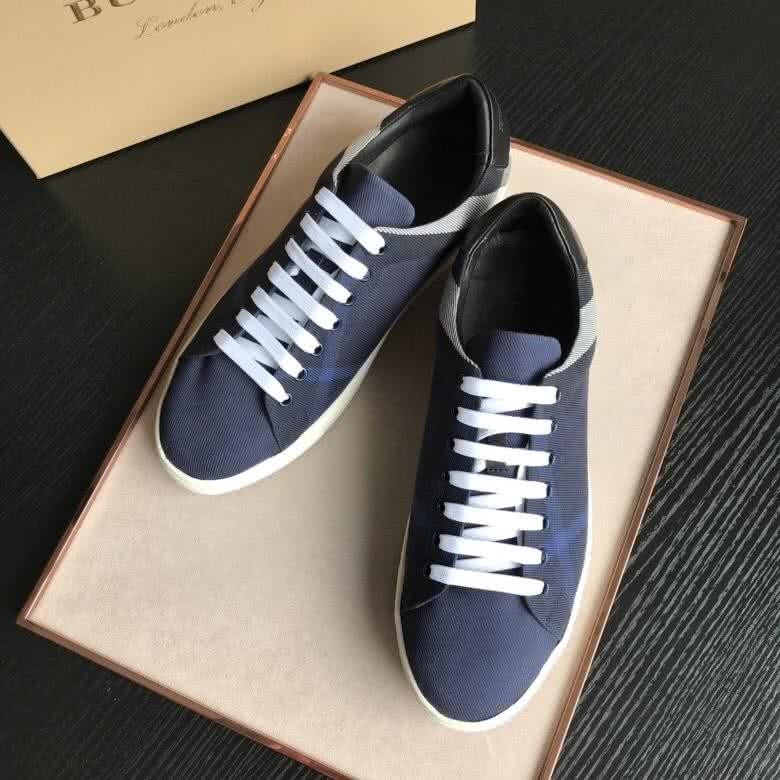 Burberry Fashion Comfortable Sneakers Cowhide Blue Men 2