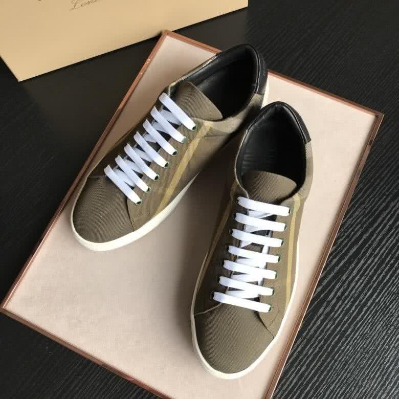 Burberry Fashion Comfortable Sneakers Cowhide Green Men 2