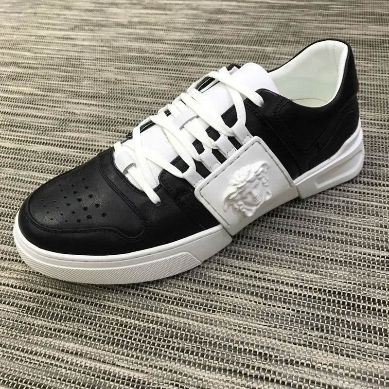 Versace Top Quality Casual Shoes Cowhide Black And White Men 7