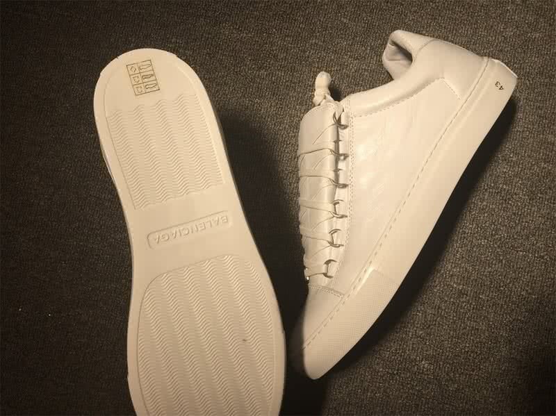 Balenciaga Classic Sneakers White With Number 5