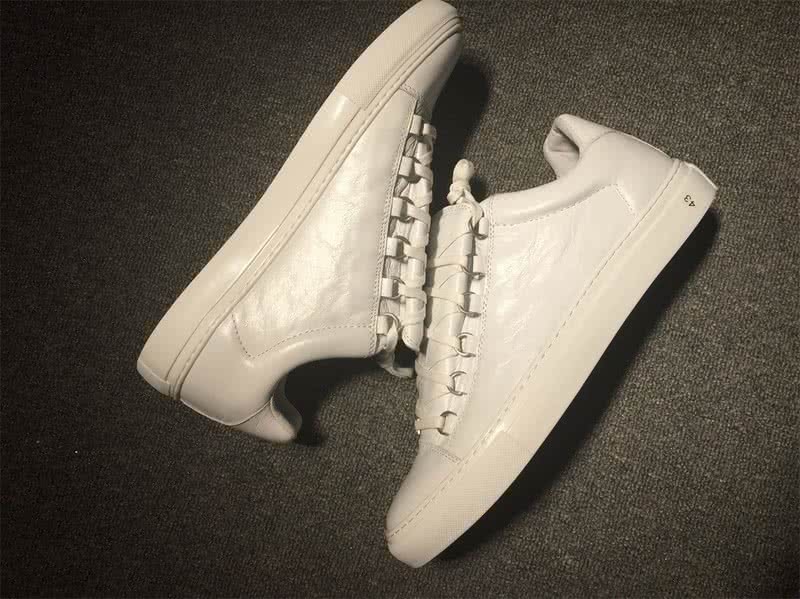Balenciaga Classic Sneakers White With Number 7