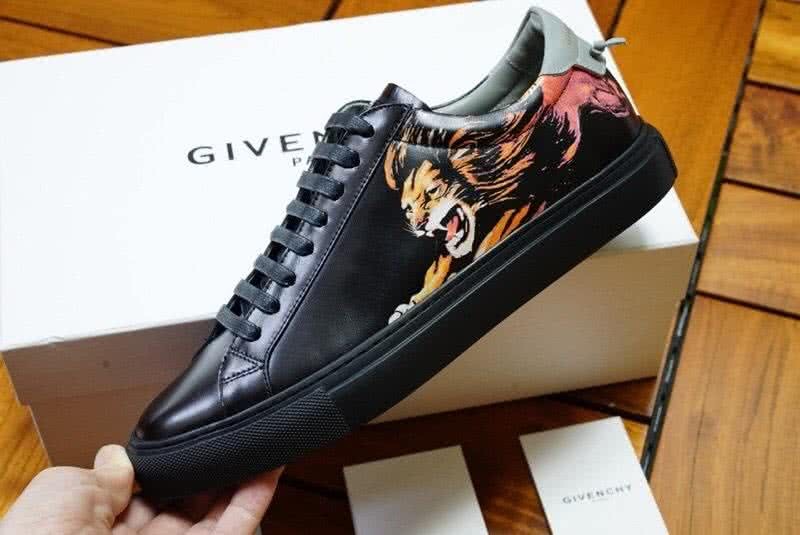 Givenchy Sneakers Lion All Black Men 3