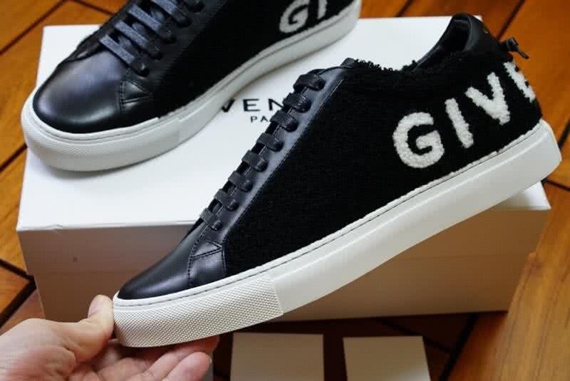 Givenchy Sneakers White Letters Black Upper White Sole Men 7