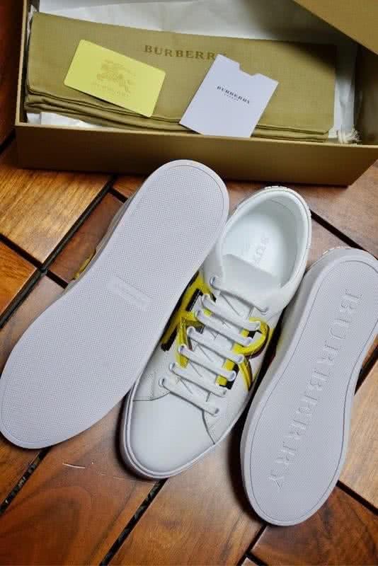 Burberry Fashion Comfortable Sneakers Cowhide Yellow And White Women/Men 2