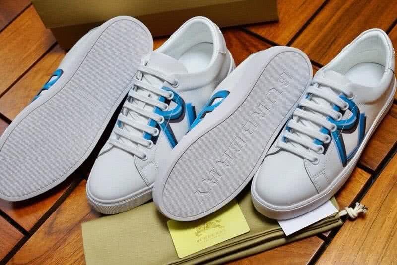 Burberry Fashion Comfortable Sneakers Cowhide Blue And White Women/Men 3