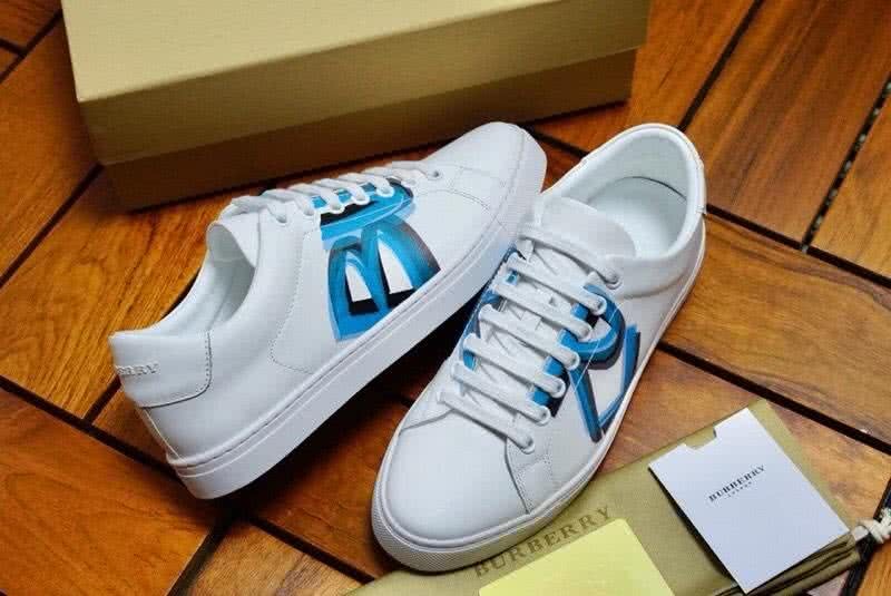 Burberry Fashion Comfortable Sneakers Cowhide Blue And White Women/Men 5