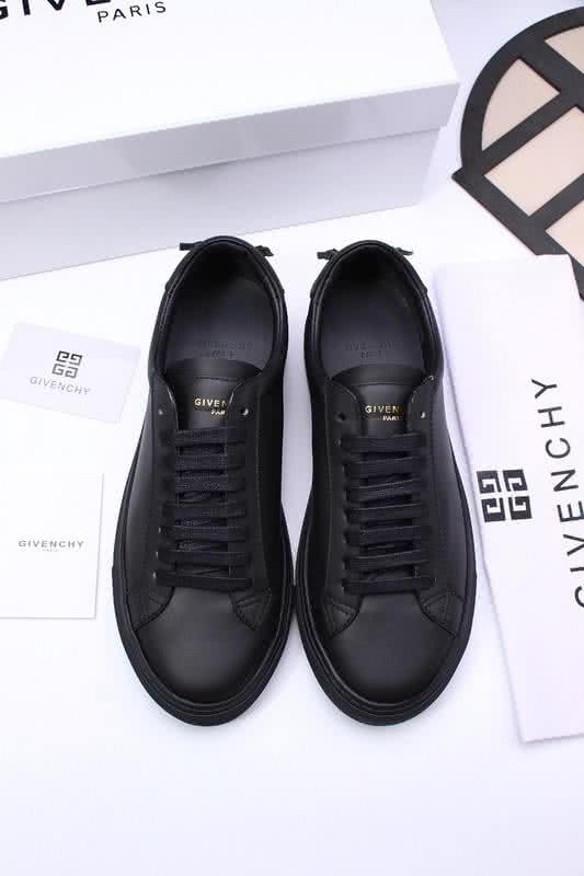 Givenchy Sneakers All Black Men And Women 2