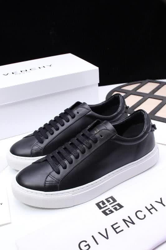 Givenchy Sneakers Black Upper White Sole Men And Women 1