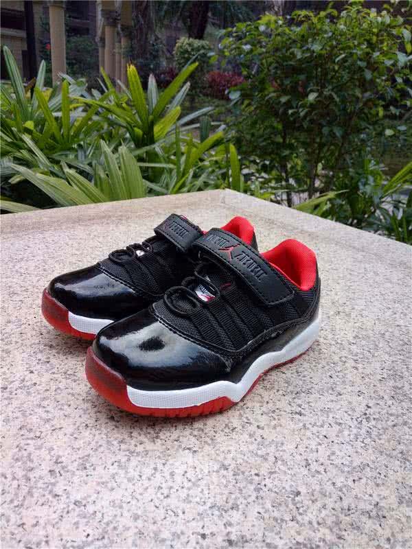 Air Jordan 11 Kids Black And Red 10