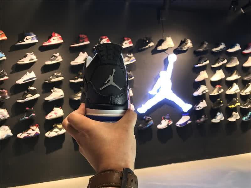 Air Jordan 4 Black ∕ White Men 3