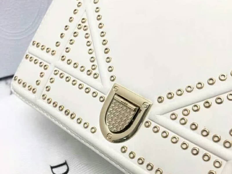 Dior Small Diorama Calfskin Bag White d0421-13 7