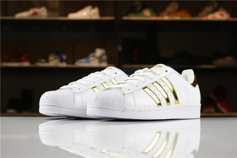 Adidas SUPERSTAR Sports Shoes  White and Gold Men/Women 2