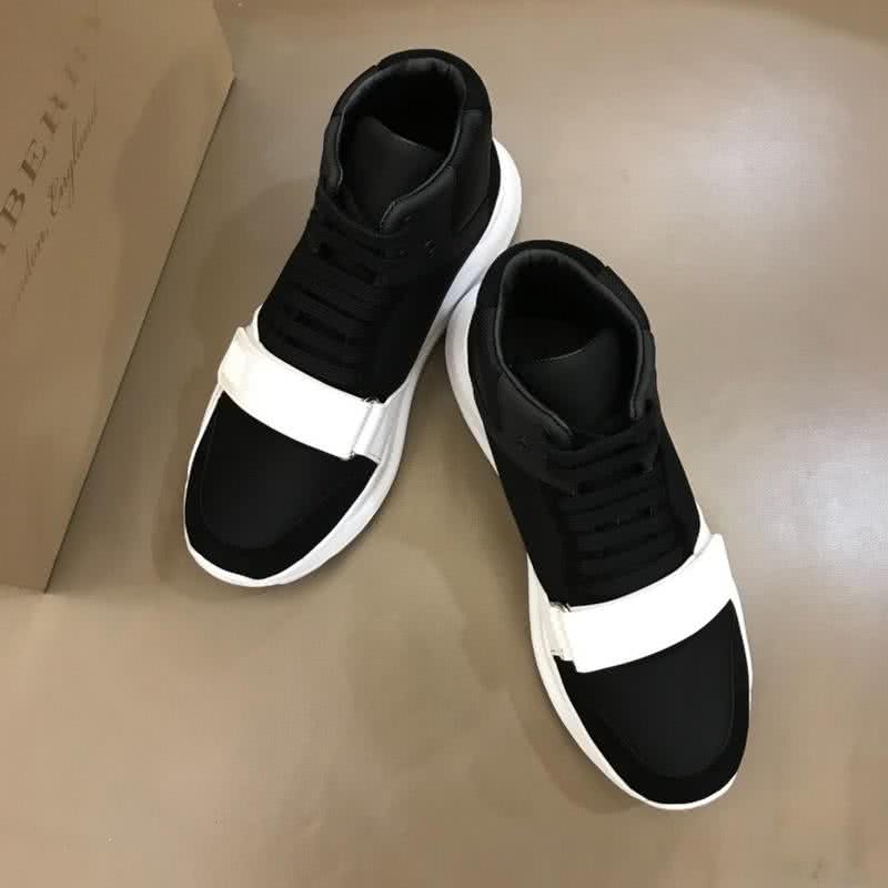 Burberry Fashion Comfortable Sneakers Cowhide White And Black Men 3