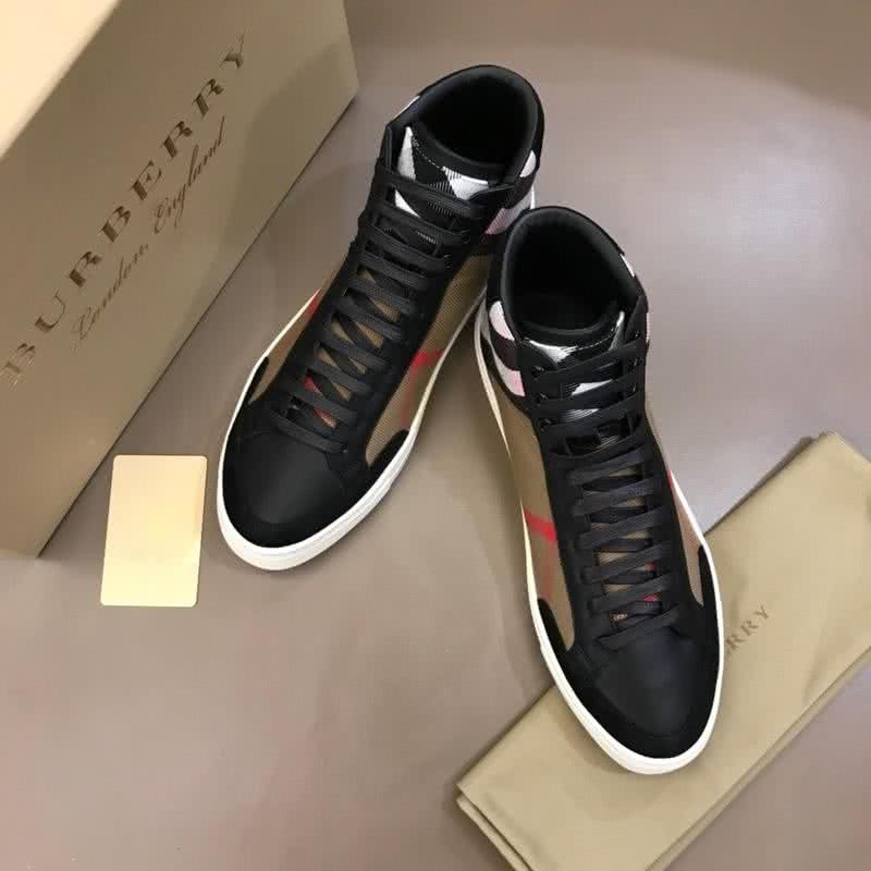 Burberry Fashion Comfortable Sneakers Cowhide Black And Yellow Men 2