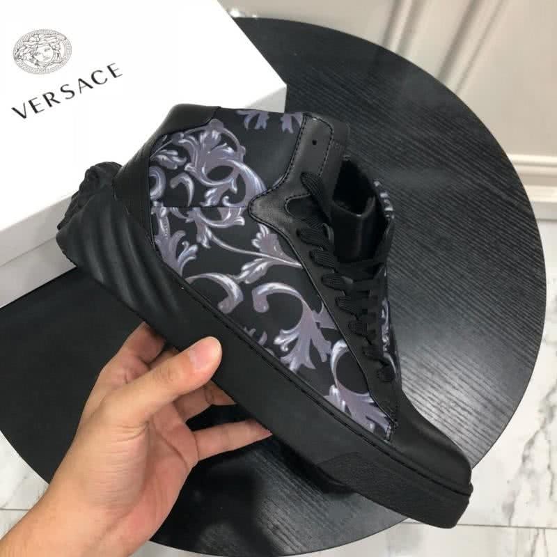 Versace Cowhide Pattern Casual Shoes Black Men  4