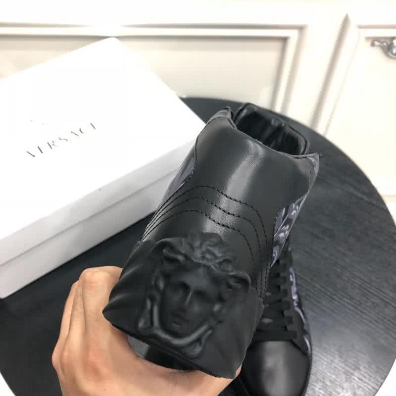 Versace Cowhide Pattern Casual Shoes Black Men  5