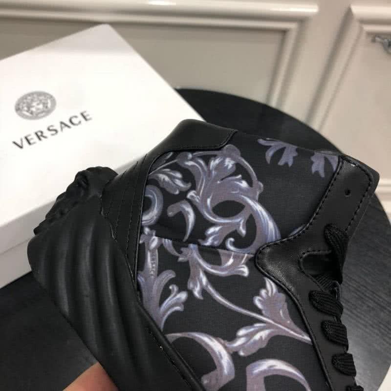 Versace Cowhide Pattern Casual Shoes Black Men  6