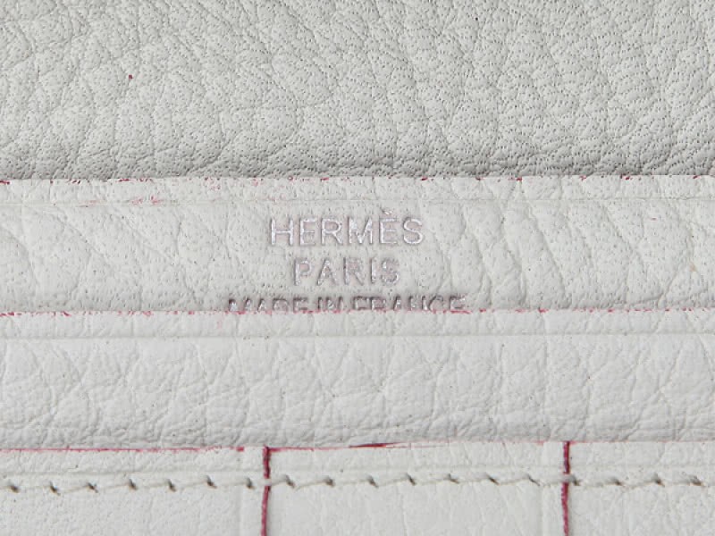Hermes Dogon Togo Original Calfskin Bearn Japonaise Bi-Fold Wallet White 5