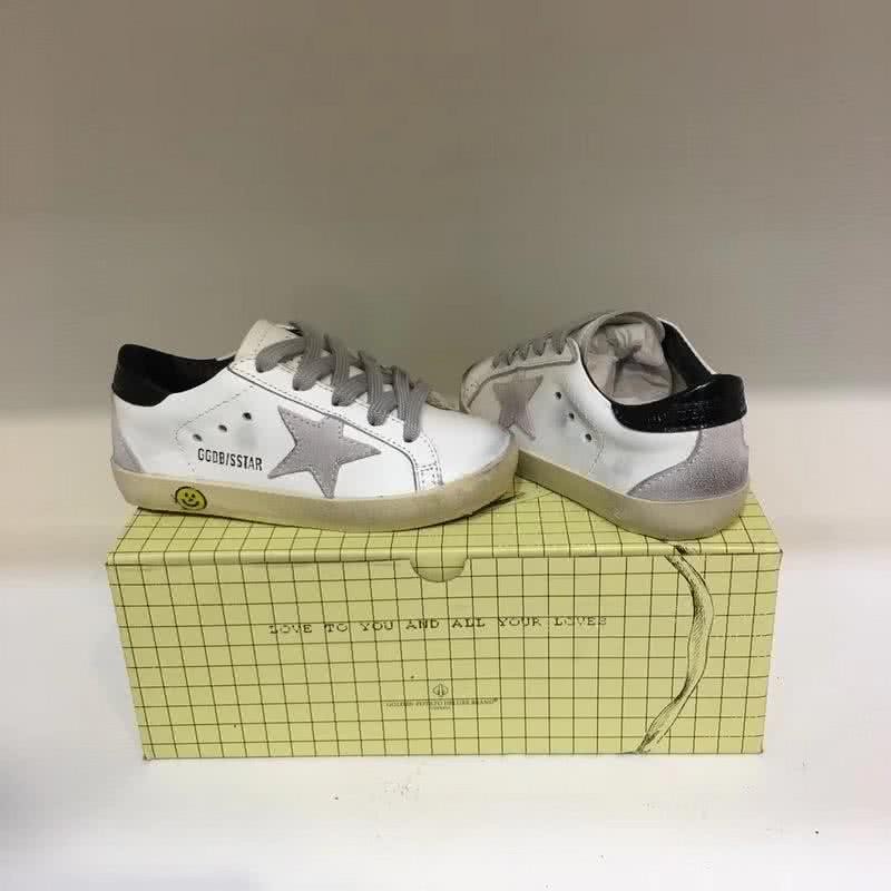 Golden Goose∕GGDB Kids Superstar Sneaker Antique style White and Grey 2