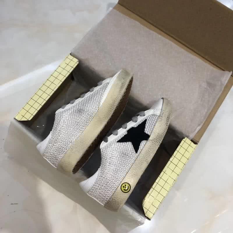 Golden Goose∕GGDB Kids Superstar Sneaker Antique style Grey and Black star 5
