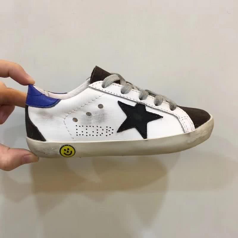 Golden Goose∕GGDB Kids Superstar Sneaker Antique style White and Black star 2