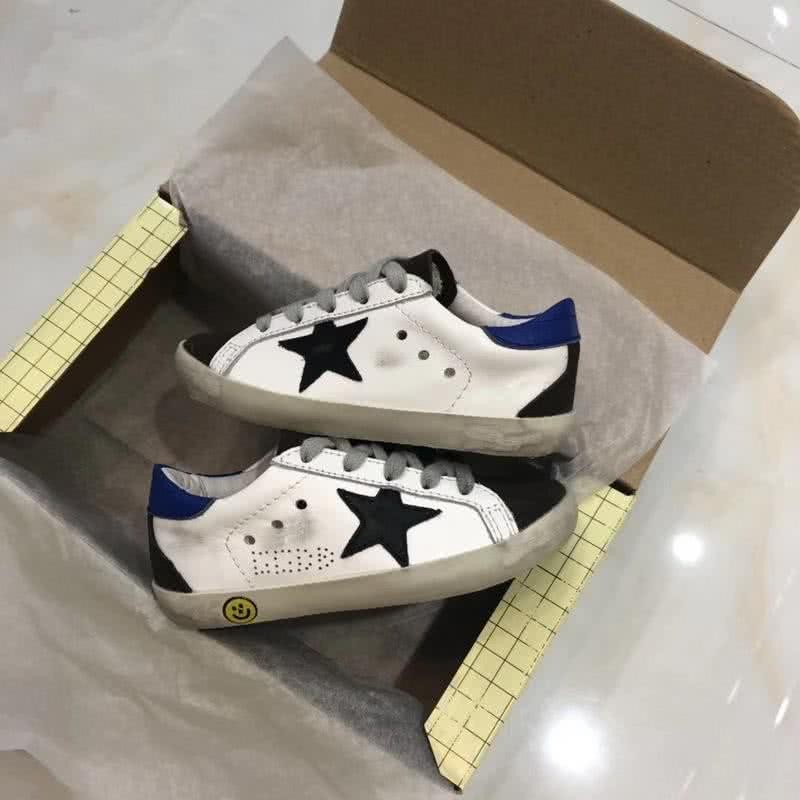 Golden Goose∕GGDB Kids Superstar Sneaker Antique style White and Black star 4