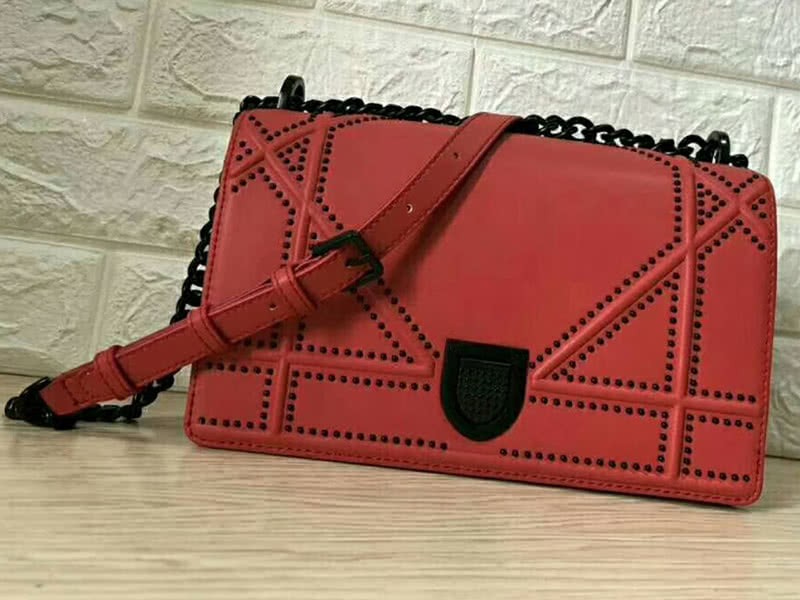 Dior Diorama Ultra Red Bag d04221 1