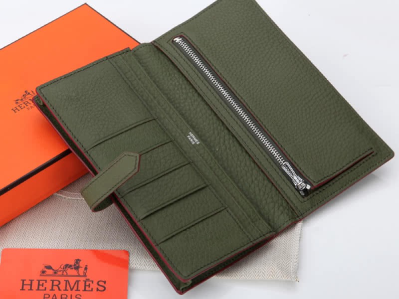 Hermes Dogon Togo Original Calfskin Bearn Japonaise Bi-Fold Wallet Olive 4
