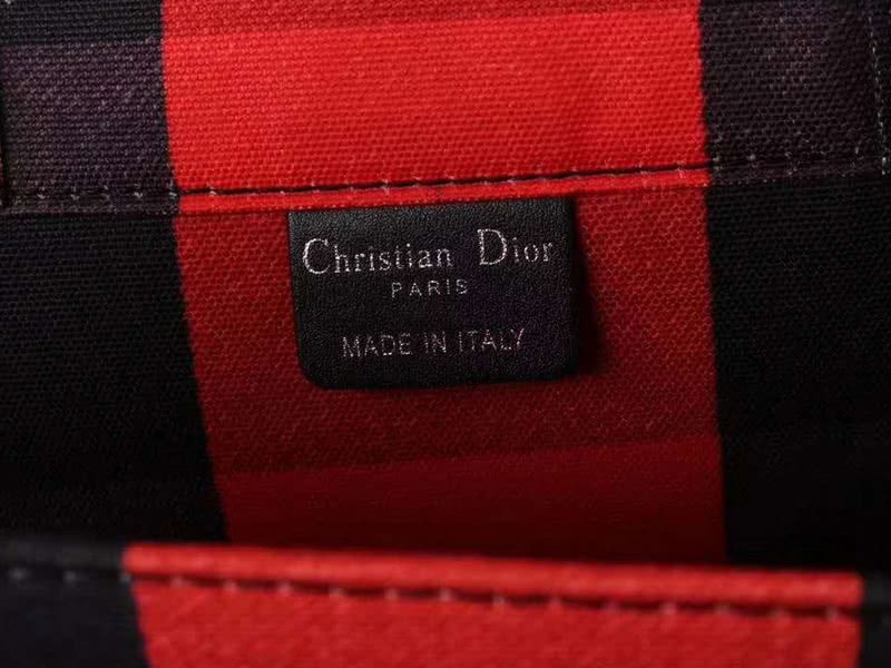 Dior Black Red Plaid Tote Bag 8