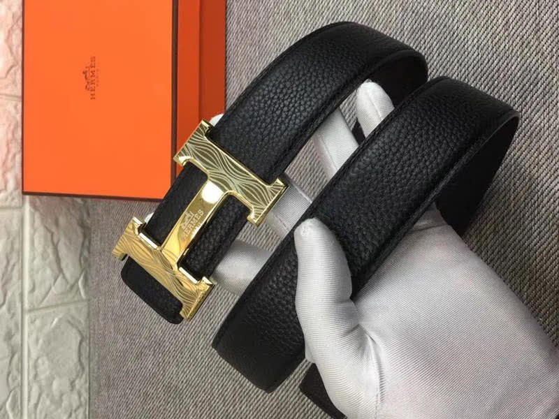 Hermes Shiny Gold H Belt Buckle & Reversible Leather Strap Black 1